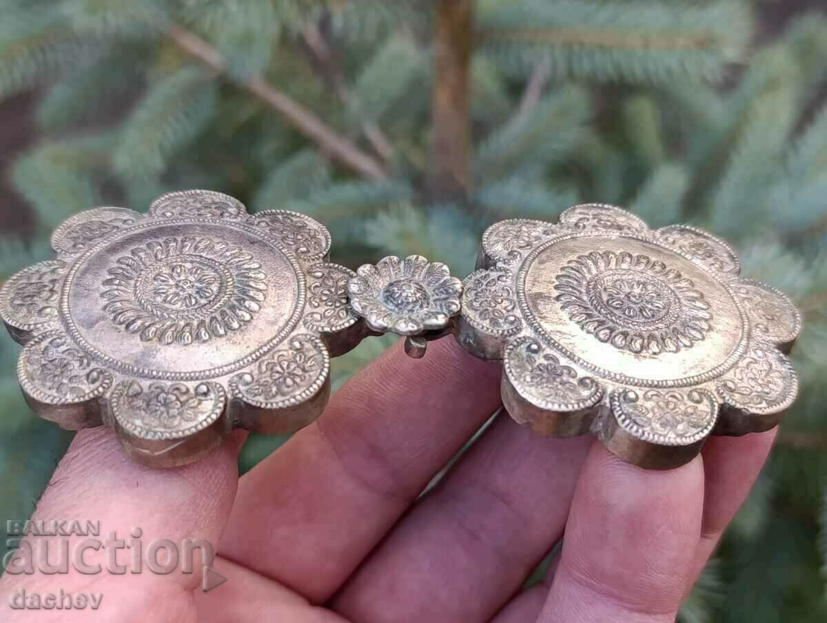 Auction Beautiful Renaissance Silver Pafti Pafti Costume Jewelry 19C Auction Beautiful Renaissance Silver Pafti Pafti Costume Jewelry 19C