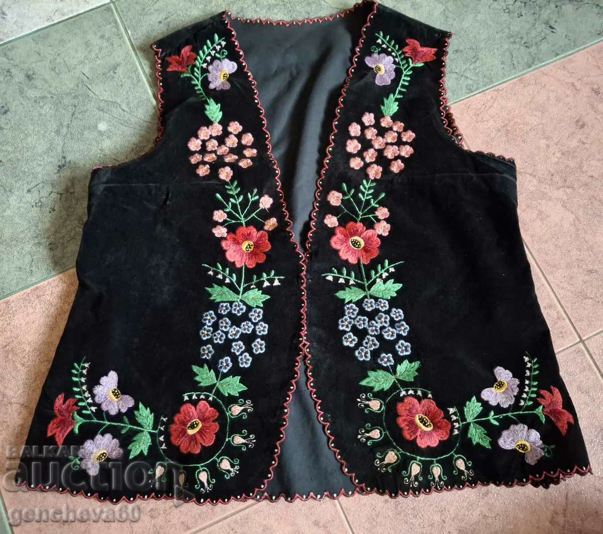 Authentic velvet bodice with embroidery