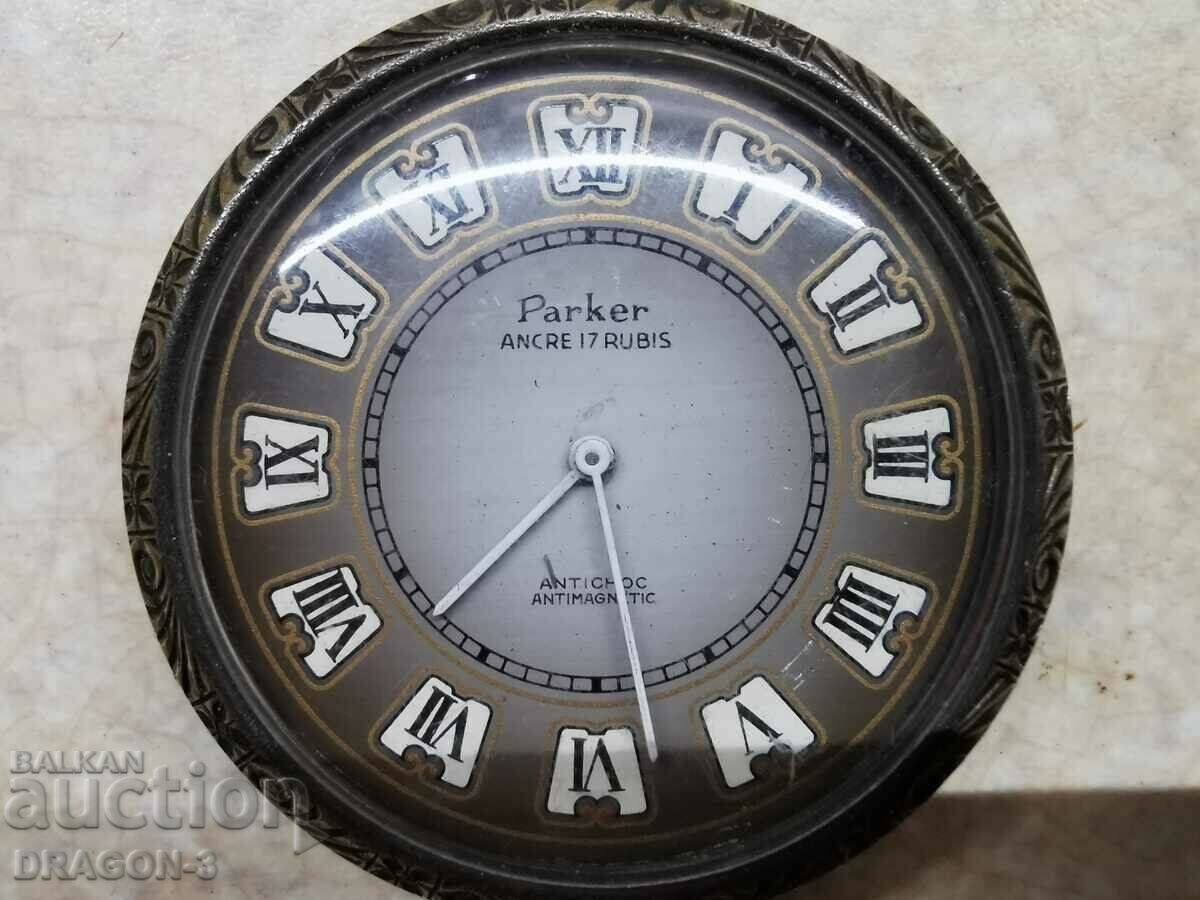 PARKER cu preț 65.00 BGN | € 33.23 PARKER cu preț 65.00 BGN | € 33.23