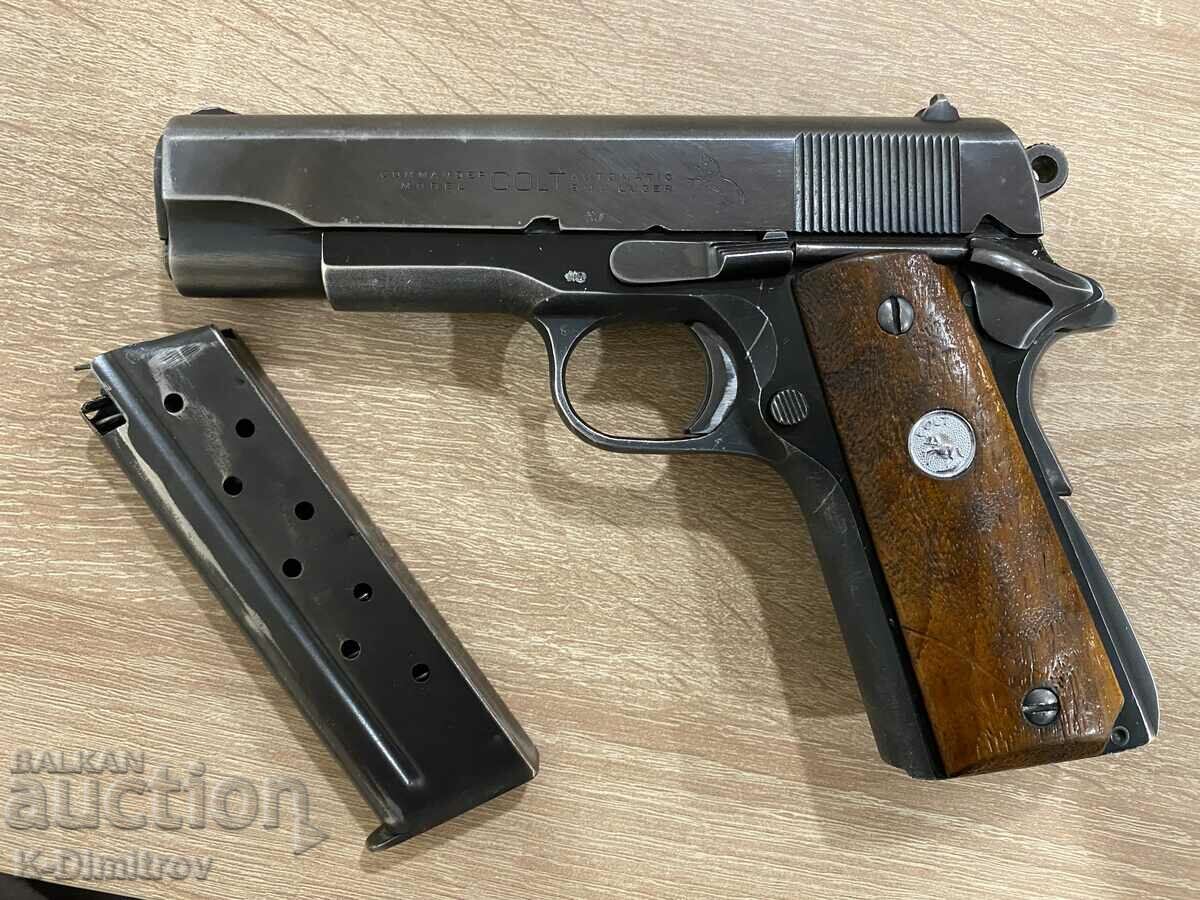 COLT 1911 commander model 9x19