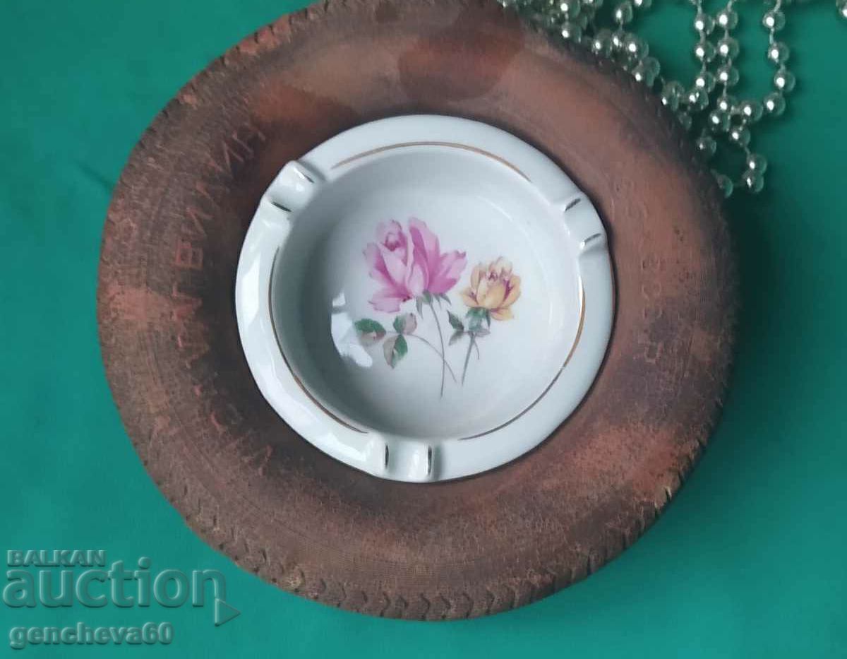 Relic-porcelain ashtray, car tire Vidin Relic-porcelain ashtray, car tire Vidin