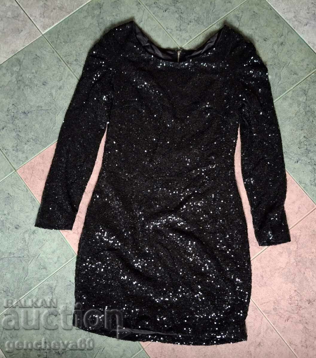 Rochie de modă elegantă neagră, cu paiete strălucitoare