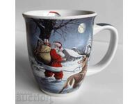 . CHRISTMAS PORCELAIN MUG HELLO