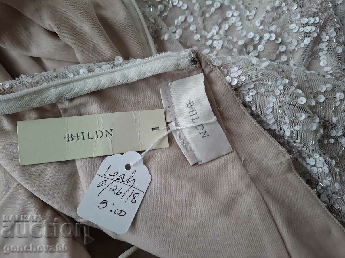 Livrarea Rochie eleganta, paiete, margele, label-studio B.HLPN Livrarea Rochie eleganta, paiete, margele, label-studio B.HLPN