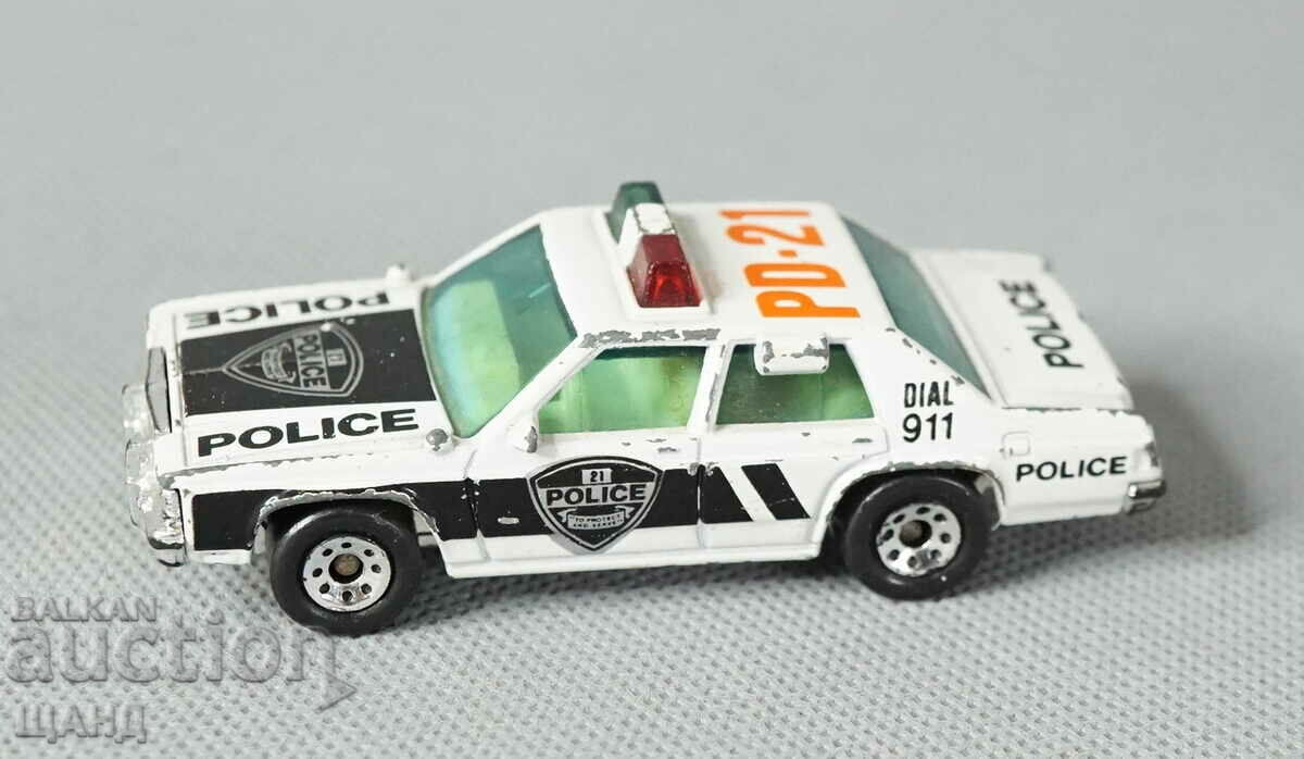 MATCHBOX FORD POLICE Old Metal toy model car