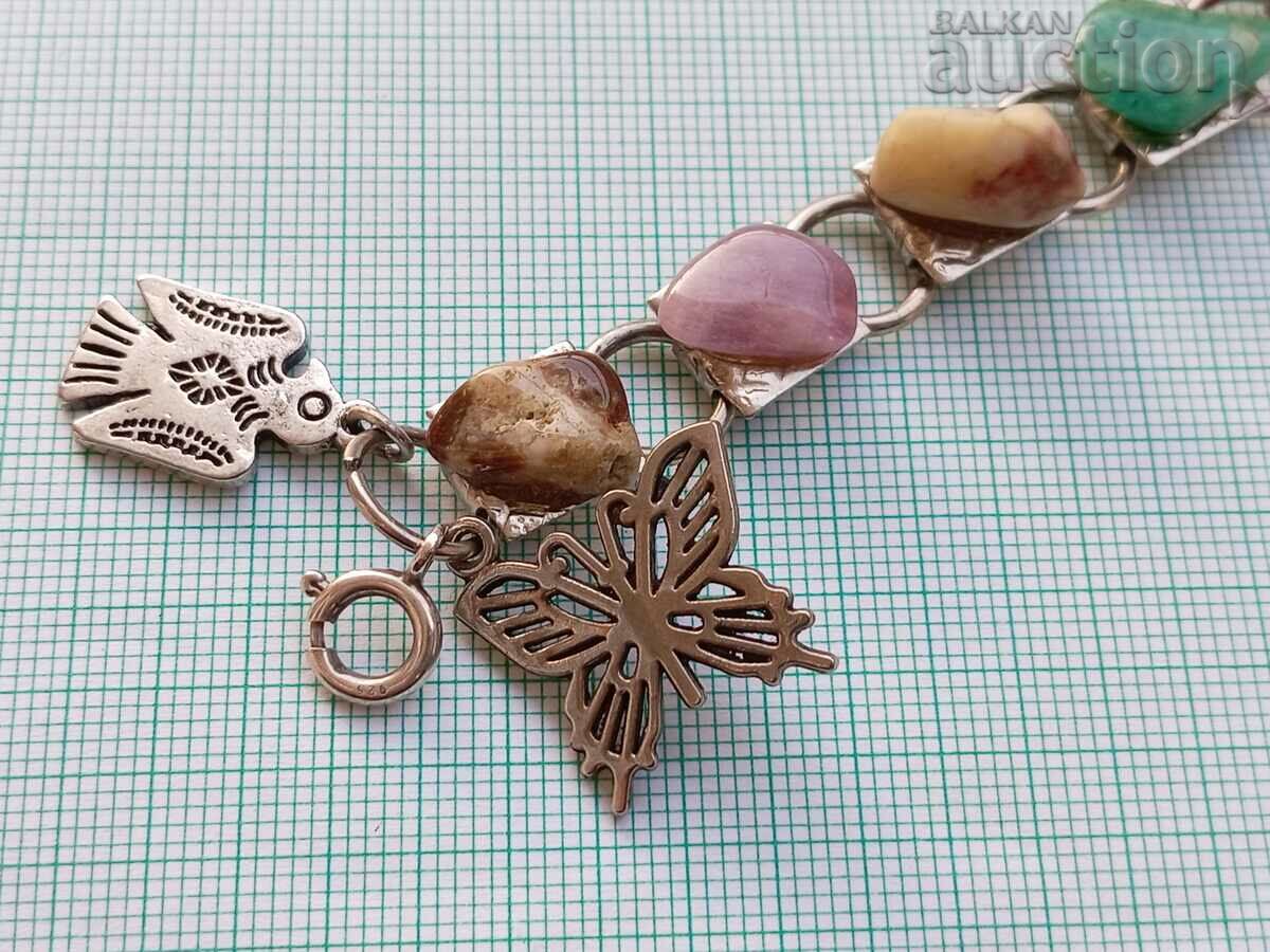 Livrarea Brățară retro vintage cu pietre Livrarea Brățară retro vintage cu pietre