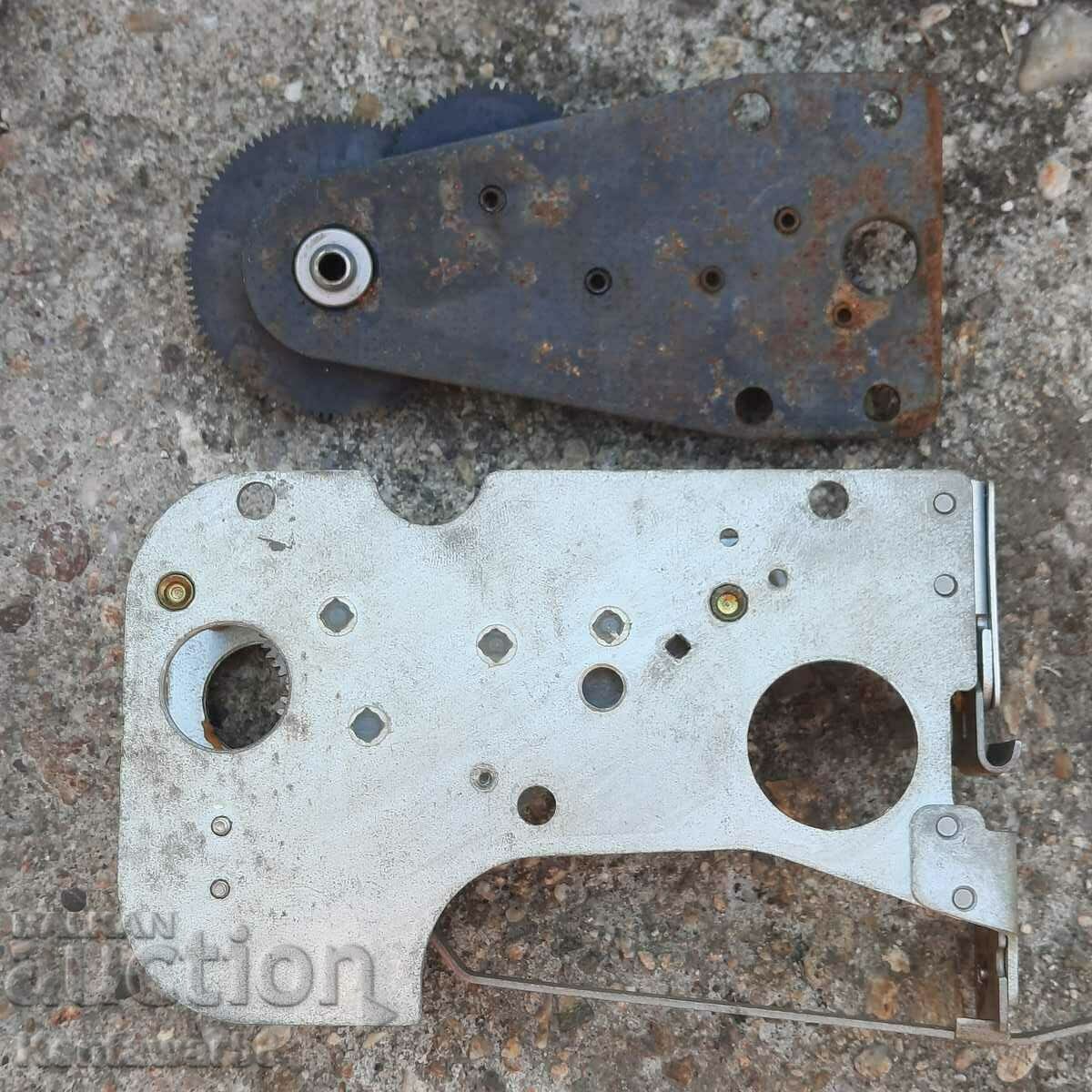 Auction Reducers 2 pieces. Auction Reducers 2 pieces.