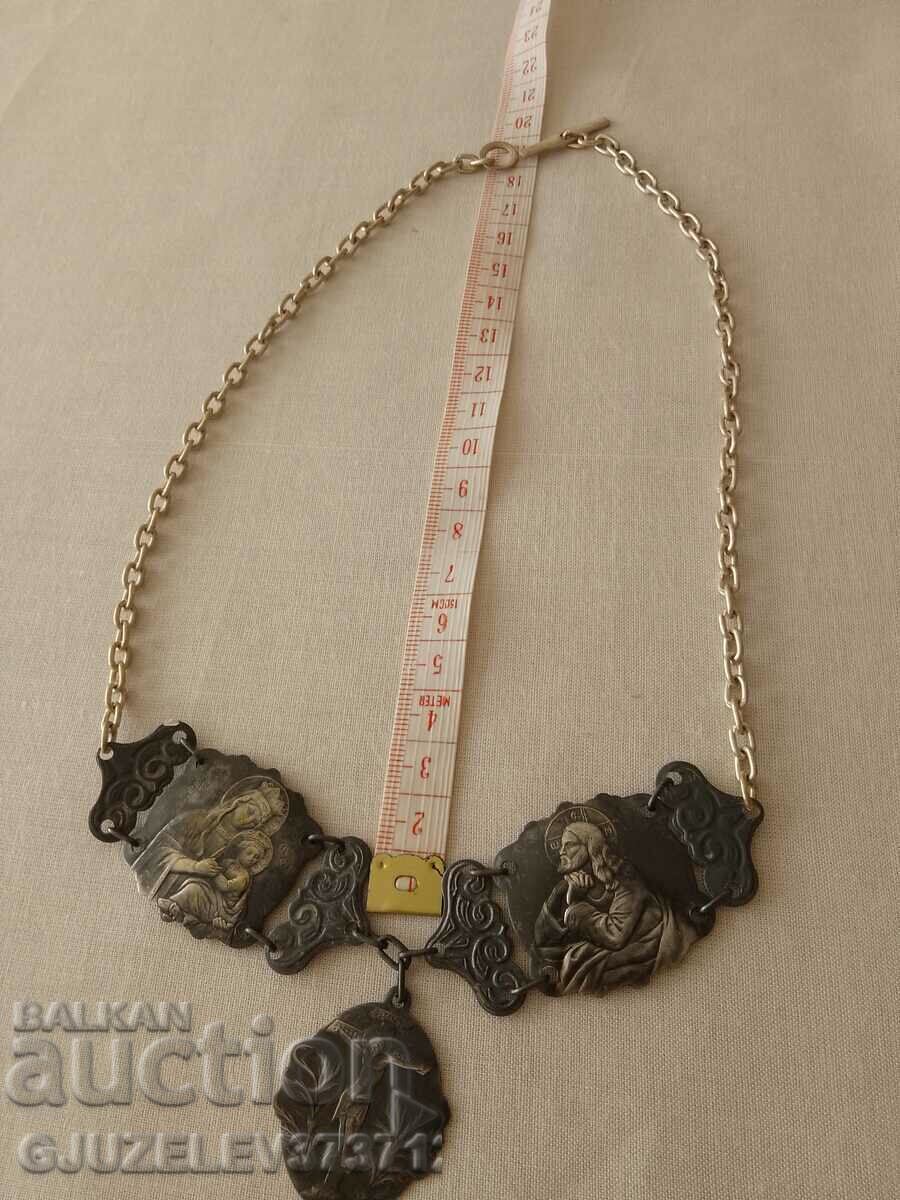 RUSSIAN NECKLACE with RELIEF ORTHODOX ICONS and CRUCIFIXION - MAYS - 5 RUSSIAN NECKLACE with RELIEF ORTHODOX ICONS and CRUCIFIXION - MAYS - 5