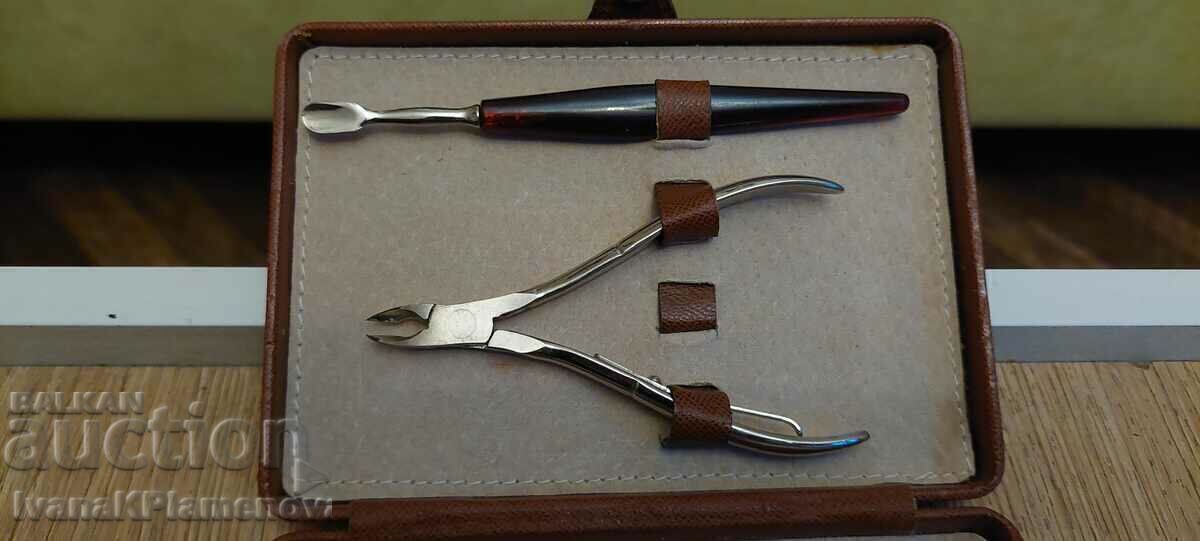 Licitație Set cosmetic vintage Licitație Set cosmetic vintage