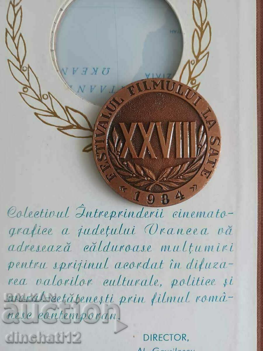 Film Award. Romania Festivalul Filmului La Sate - 5 Film Award. Romania Festivalul Filmului La Sate - 5