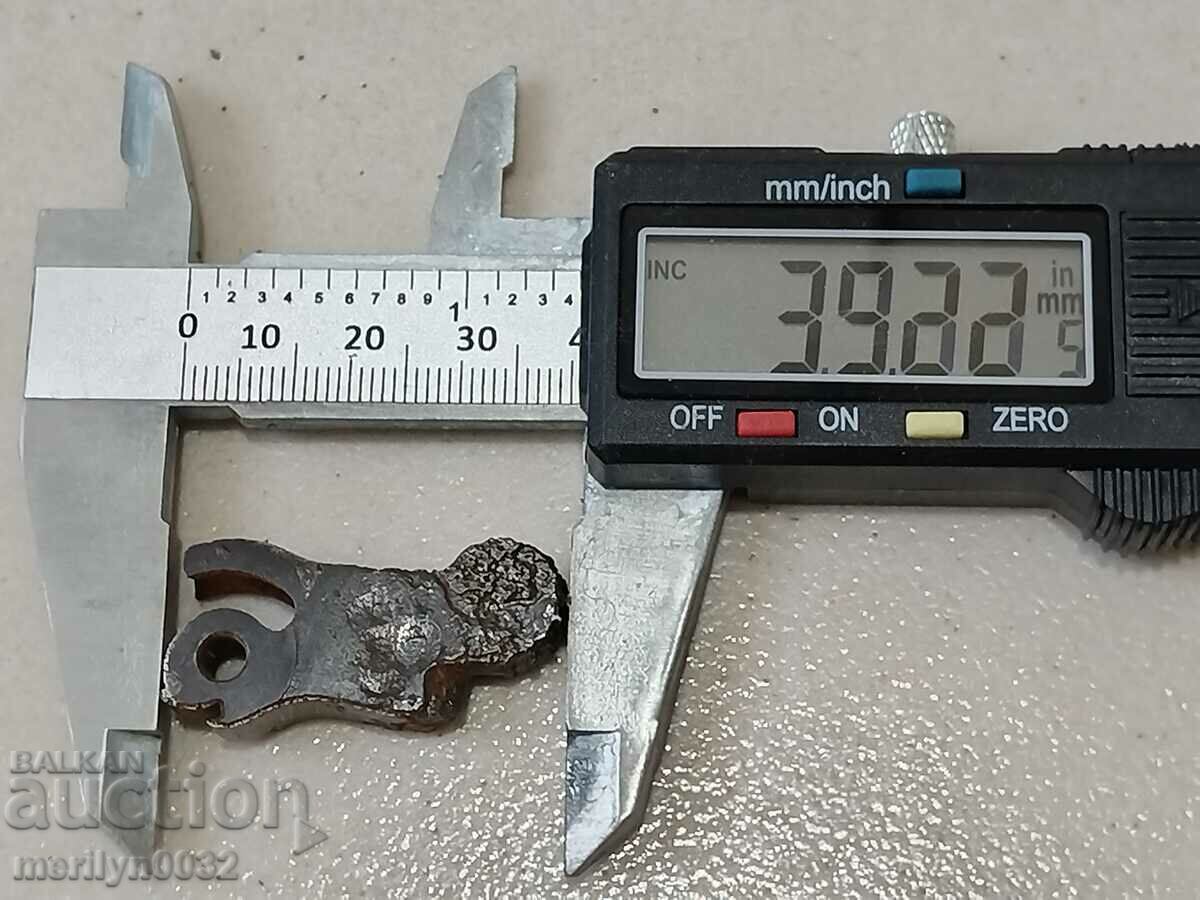 Detaliu ciocan de pistol WW2 TT - 5 Detaliu ciocan de pistol WW2 TT - 5