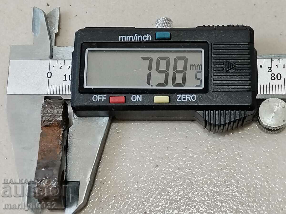 Detaliu ciocan de pistol WW2 TT - 6 Detaliu ciocan de pistol WW2 TT - 6