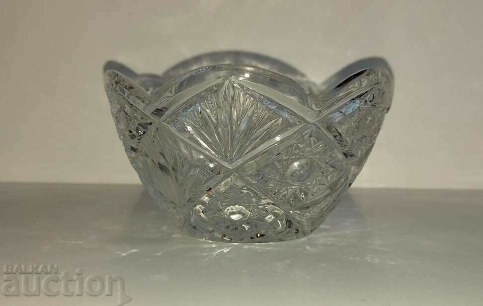 . КРИСТАЛНА КУПА ЗАХАРНИЦА БОНБОНИЕРА В ПЕРФЕКТНО СЪСТОЯНИЕ с цена 35.00 лв. | € 17.90 . КРИСТАЛНА КУПА ЗАХАРНИЦА БОНБОНИЕРА В ПЕРФЕКТНО СЪСТОЯНИЕ с цена 35.00 лв. | € 17.90