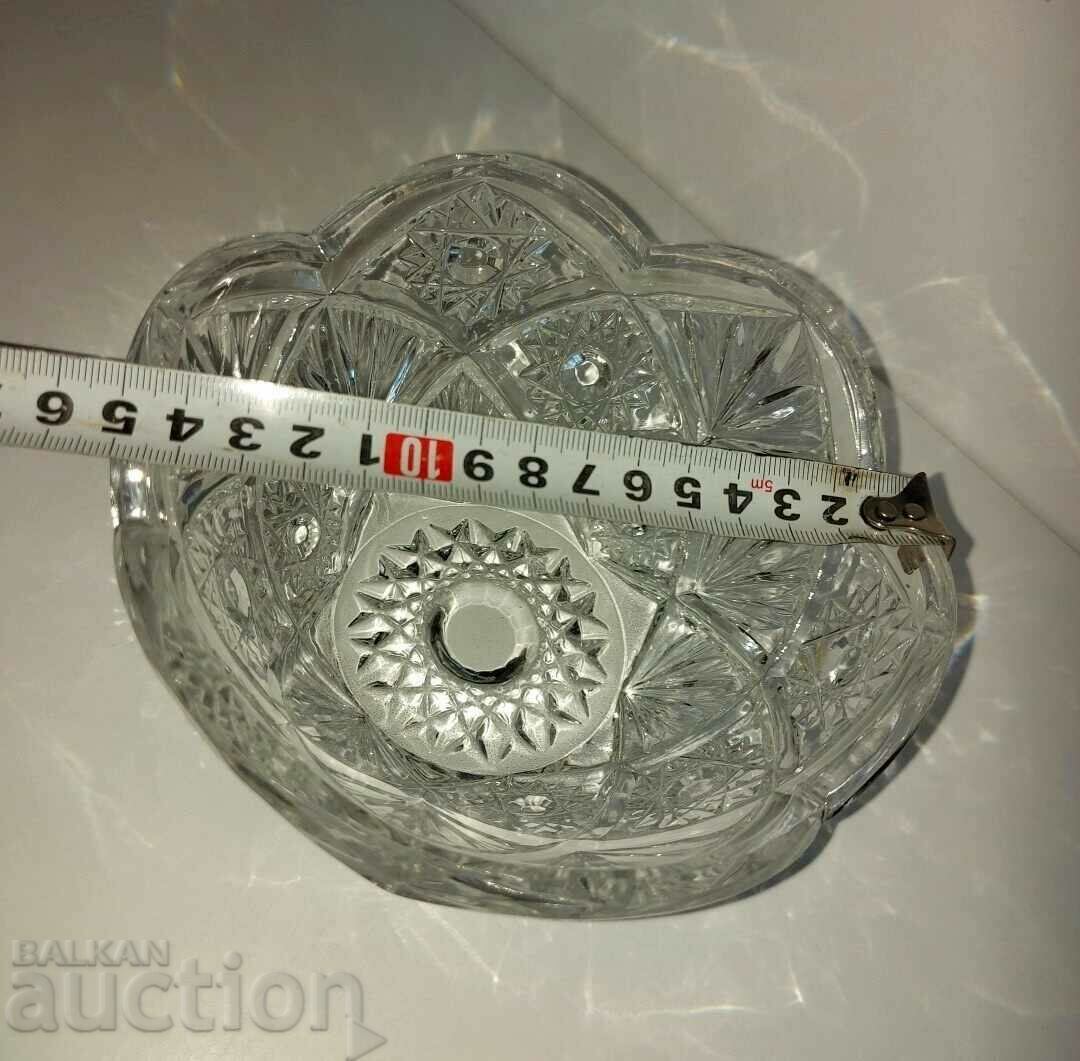 . КРИСТАЛНА КУПА ЗАХАРНИЦА БОНБОНИЕРА В ПЕРФЕКТНО СЪСТОЯНИЕ - 5 . КРИСТАЛНА КУПА ЗАХАРНИЦА БОНБОНИЕРА В ПЕРФЕКТНО СЪСТОЯНИЕ - 5