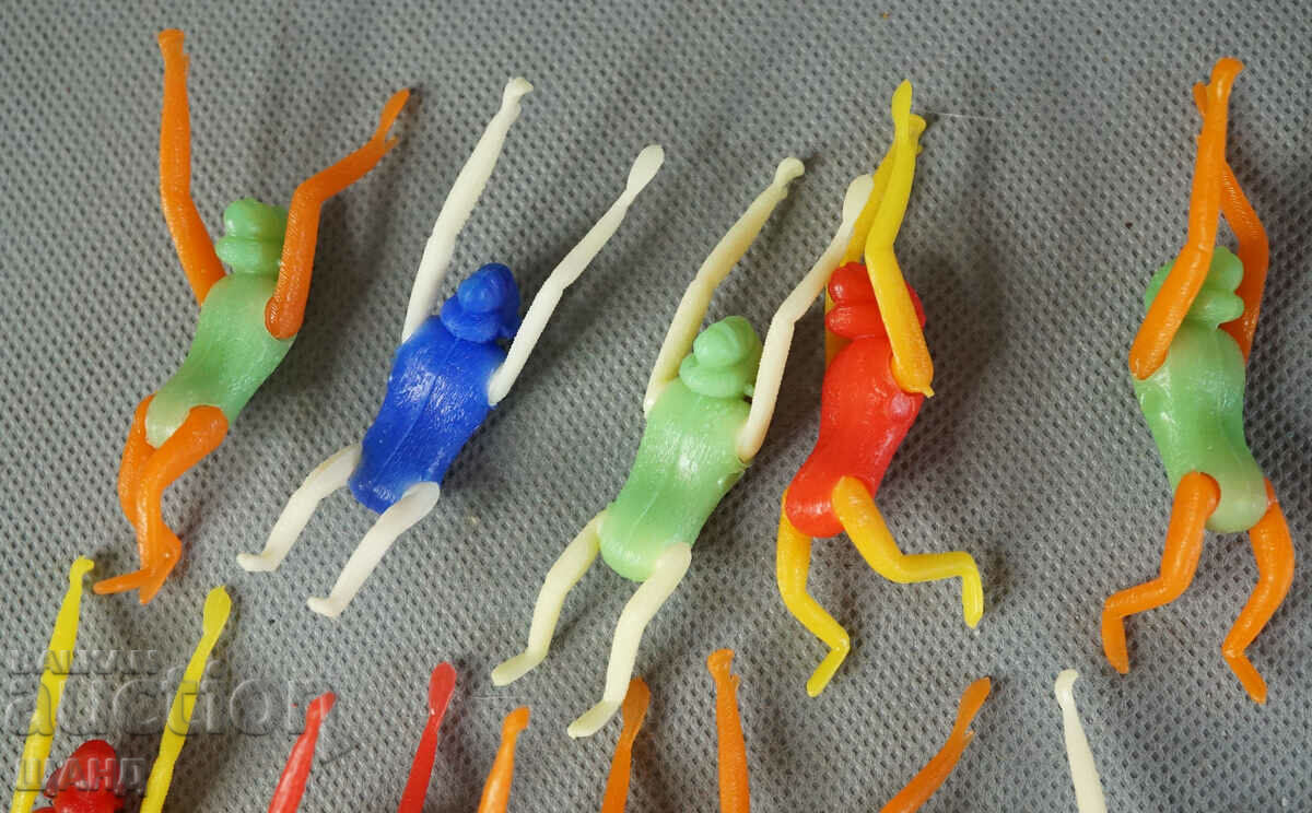 Old Soc. Toys Figures 10 pieces. Monkeys Monkeys with price 5.00 BGN | € 2.56 Old Soc. Toys Figures 10 pieces. Monkeys Monkeys with price 5.00 BGN | € 2.56
