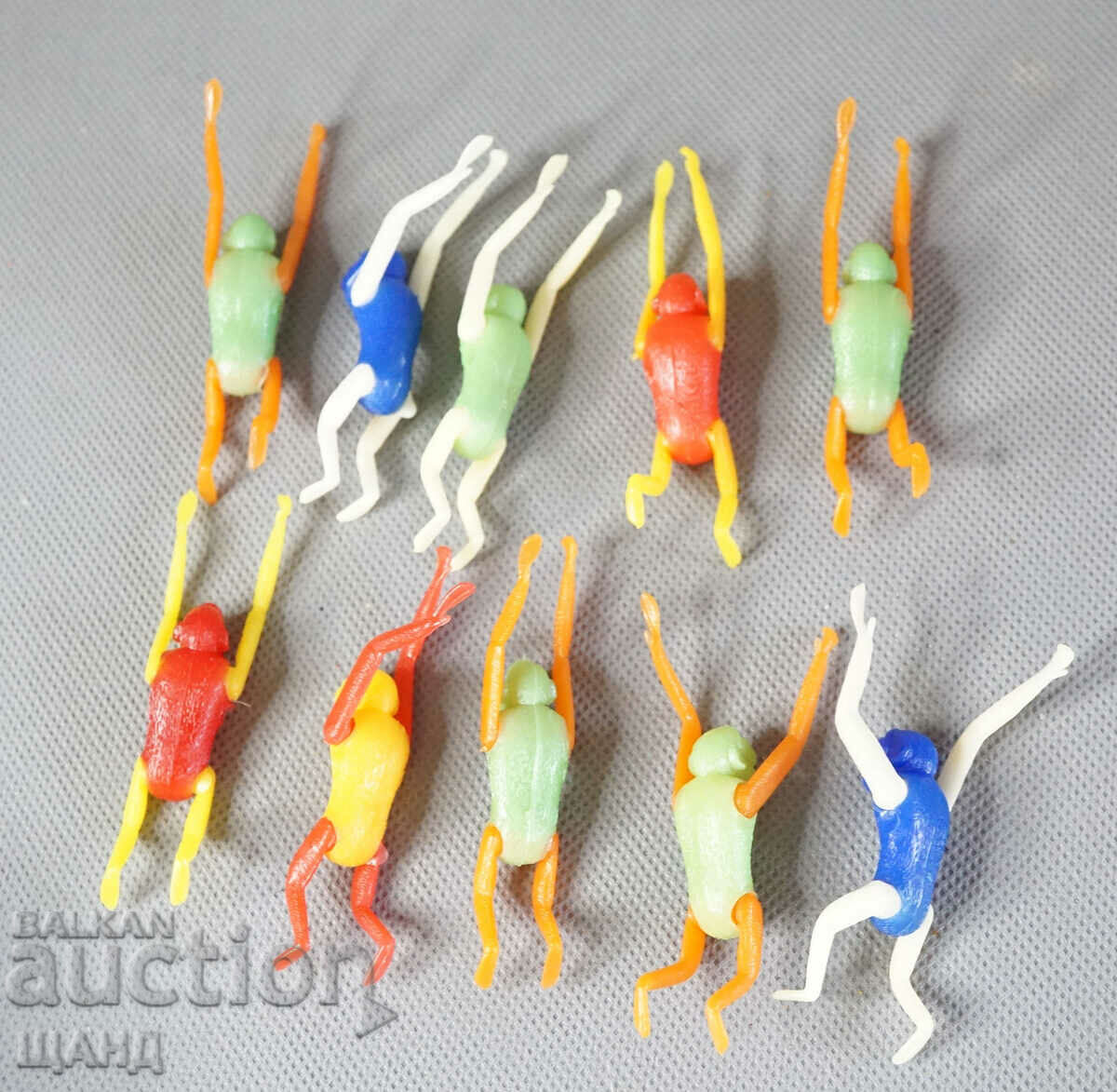 Delivery of Old Soc. Toys Figures 10 pieces. Monkeys Monkeys Delivery of Old Soc. Toys Figures 10 pieces. Monkeys Monkeys