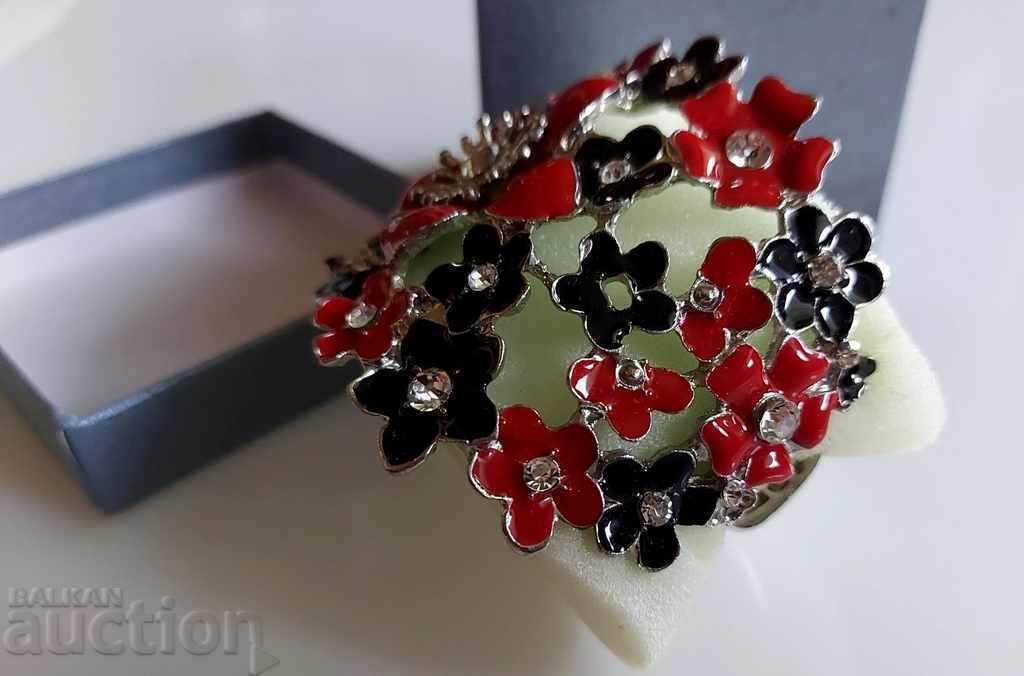 , WOMEN'S ENAMEL BRACELET JEWELRY JEWELRY JEWELRY BOX with price € 12.00 | 23.47 BGN