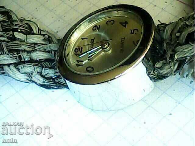 lot of beautiful women's 4-beds work without batteries - 6