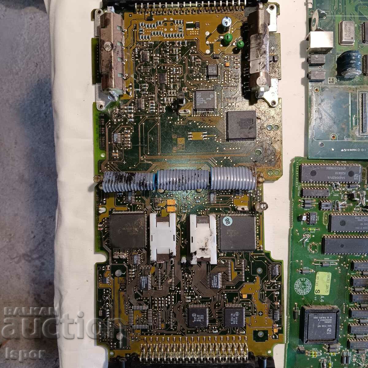 Ancient boards with price 40.00 BGN | € 20.45