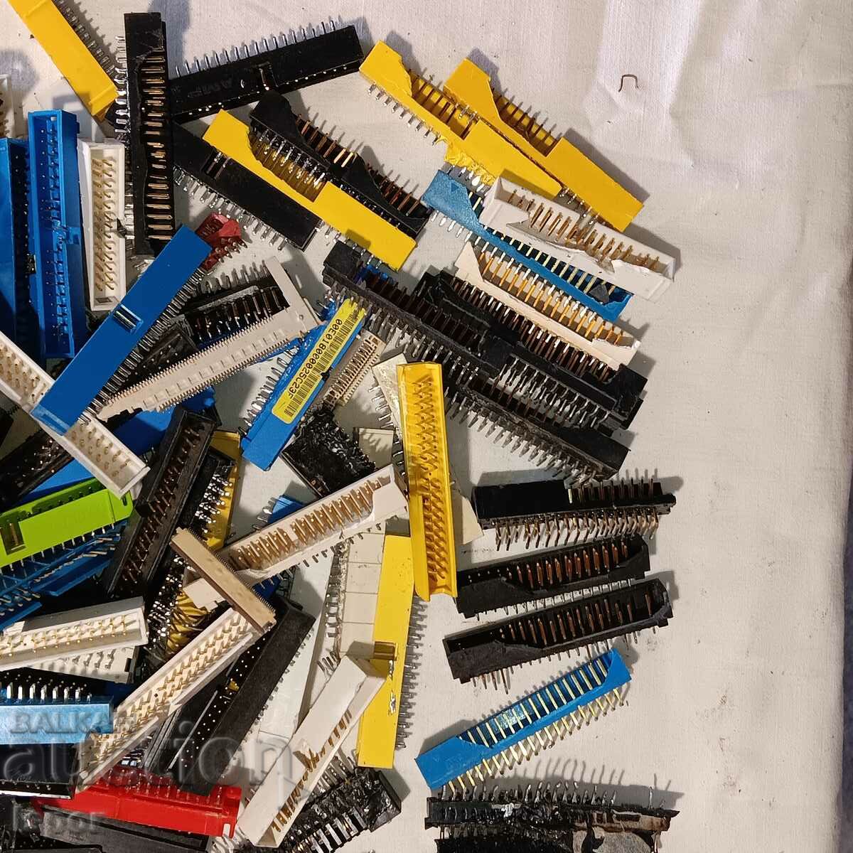 Конектори позлата с цена 80.00 лв. | € 40.90 Конектори позлата с цена 80.00 лв. | € 40.90