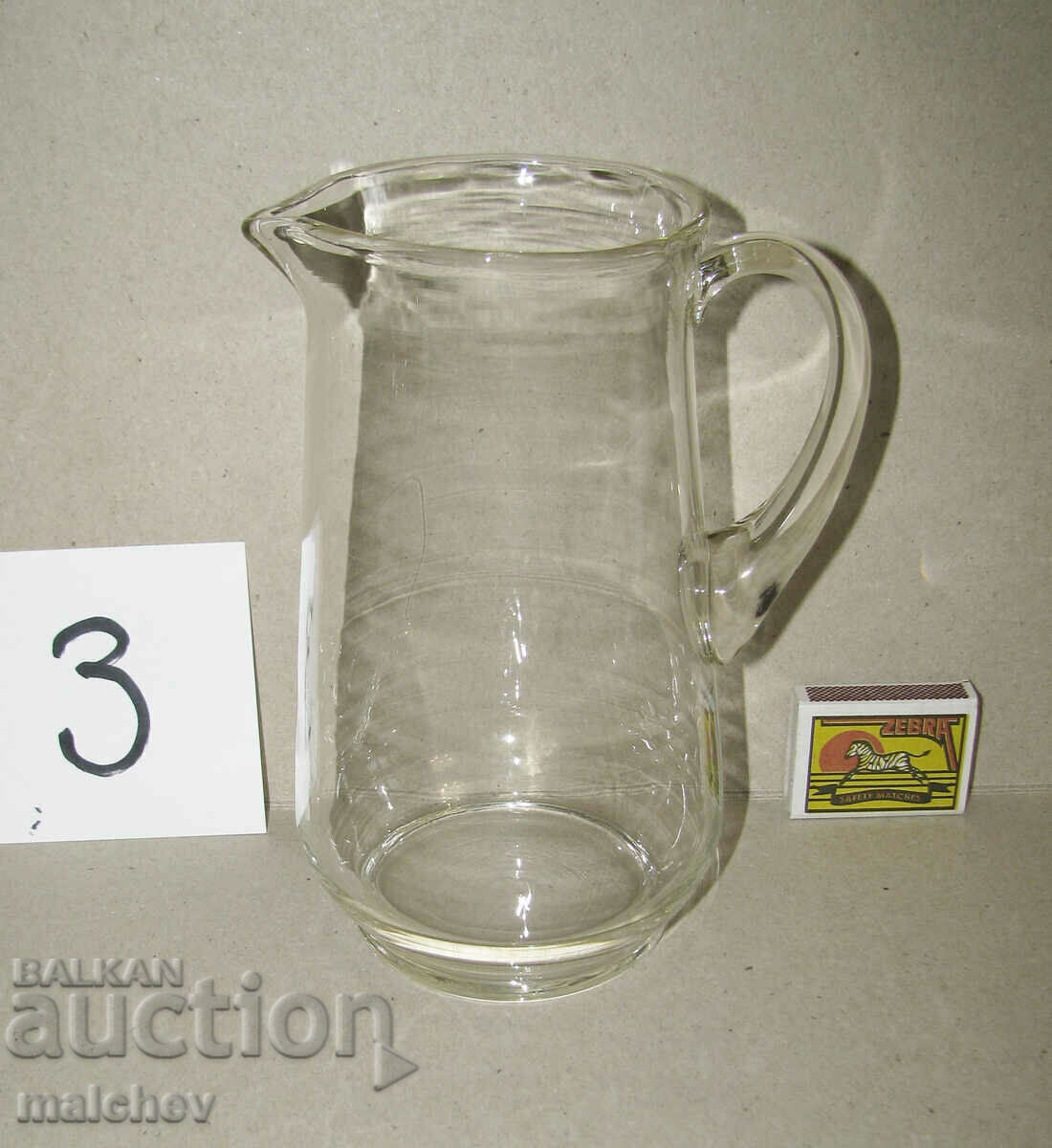 Old No. 3 glass jug, 18.5cm, excellent