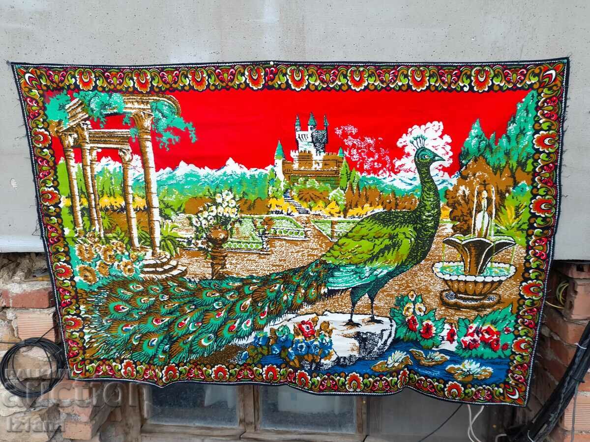 Covor antic, tapet cu preț 100.00 BGN | € 51.13