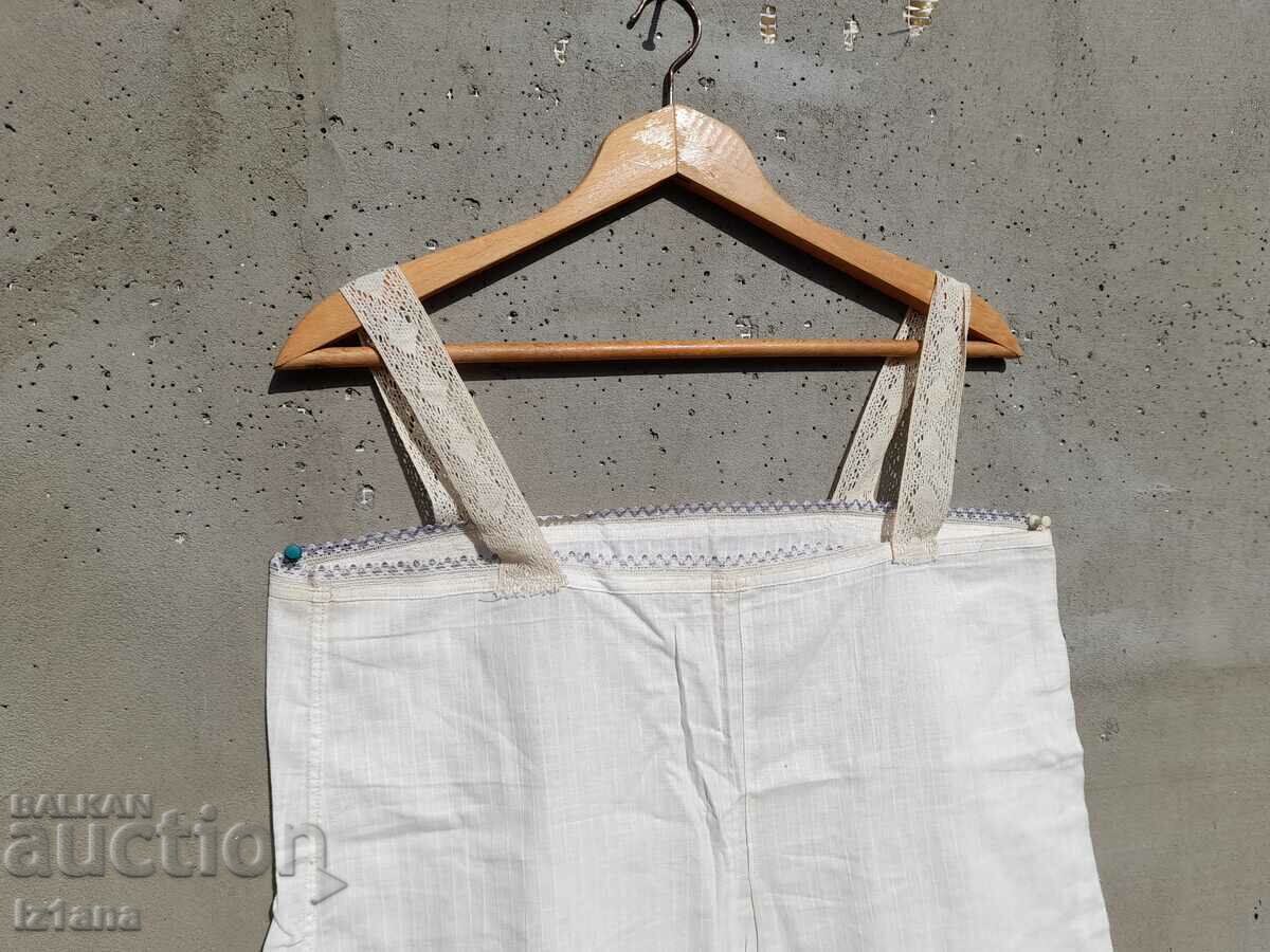 Old lady's nightgown with price 22.00 BGN | € 11.25 Old lady's nightgown with price 22.00 BGN | € 11.25