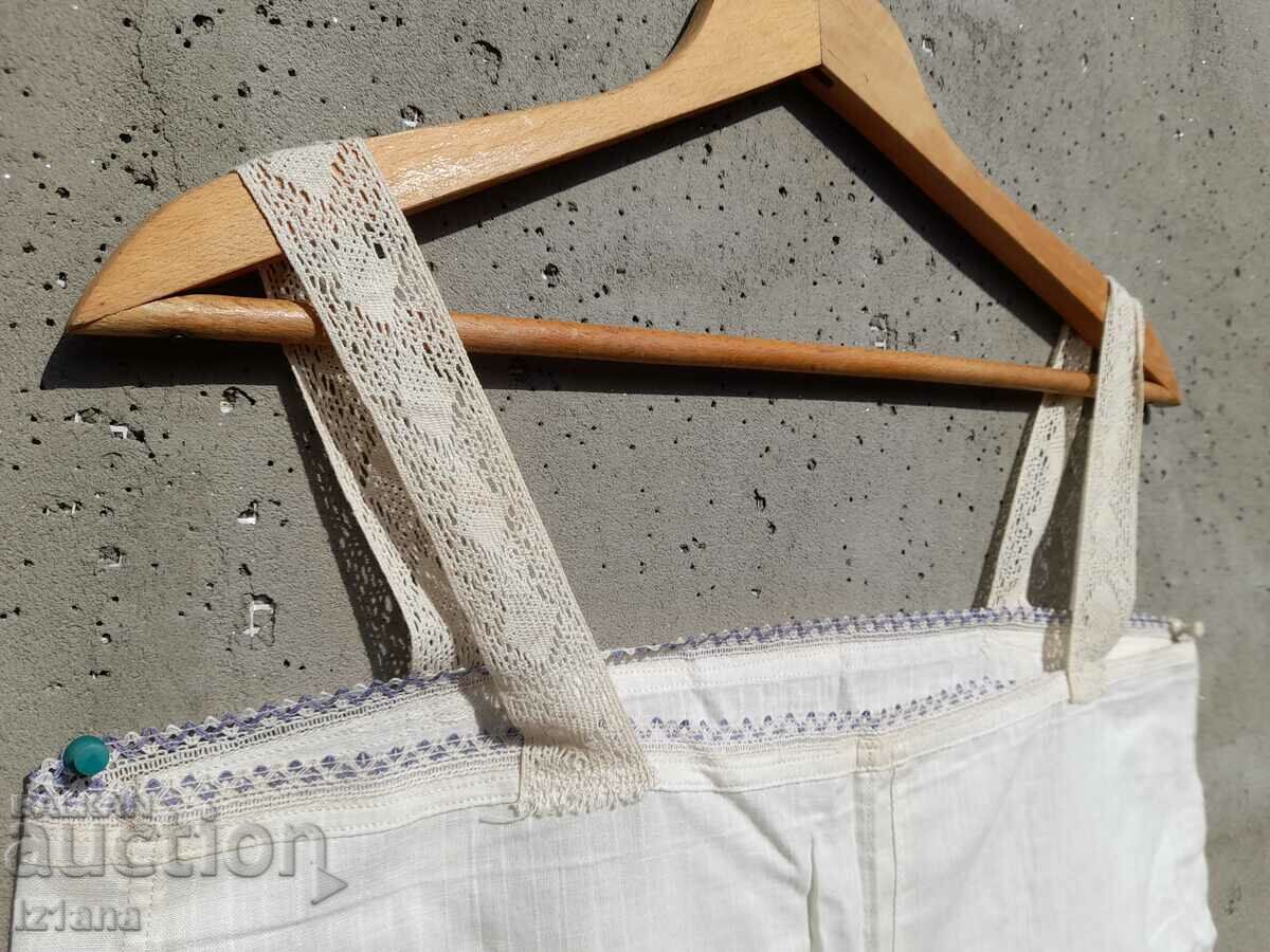 Old lady's nightgown - 5 Old lady's nightgown - 5