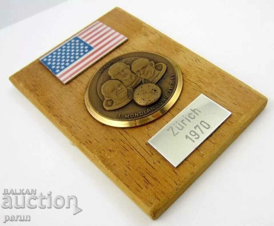 Auction Plaque-US Astronauts-APOLO 11-1979-Rarity Auction Plaque-US Astronauts-APOLO 11-1979-Rarity