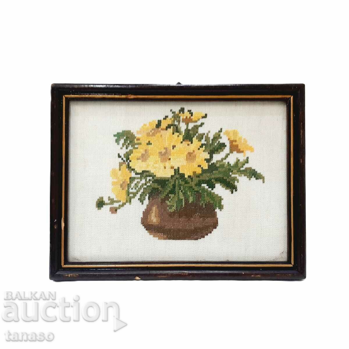Tapiserie veche, broderie într-un cadru sub sticlă (3.3) cu preț € 24.00 | 46.94 BGN