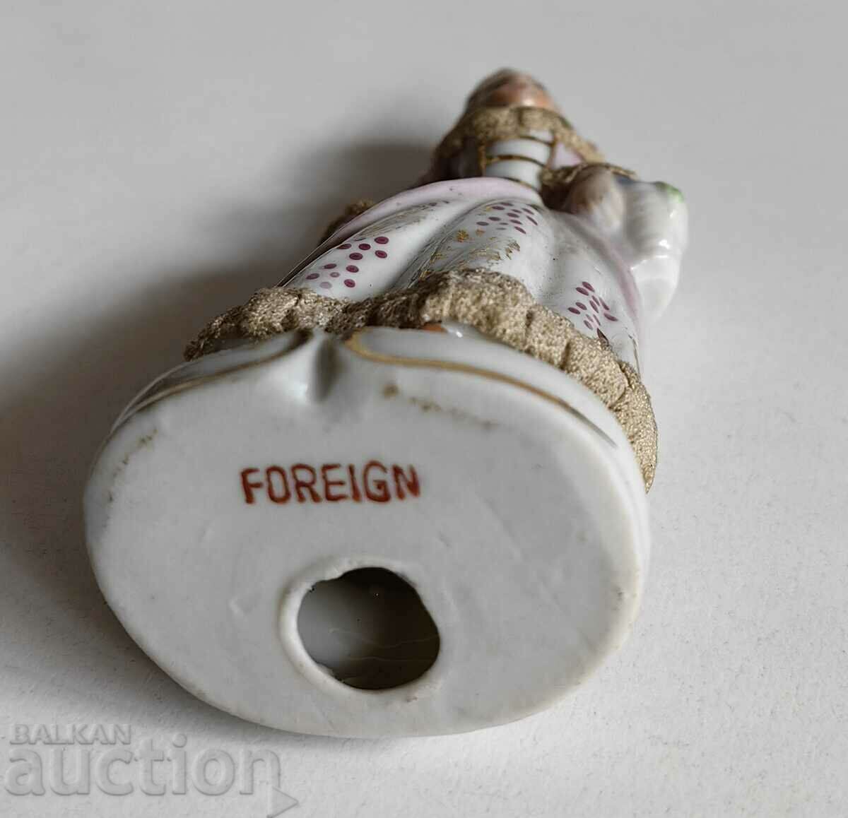 .WOMAN WITH BASKET MARKED PORCELAIN FIGURE STATUETTE HEALTH - 6 .WOMAN WITH BASKET MARKED PORCELAIN FIGURE STATUETTE HEALTH - 6