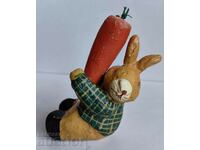 . 1940s RABBIT BUNNY BUNNY WITH CARROT CHILDREN'S TOY