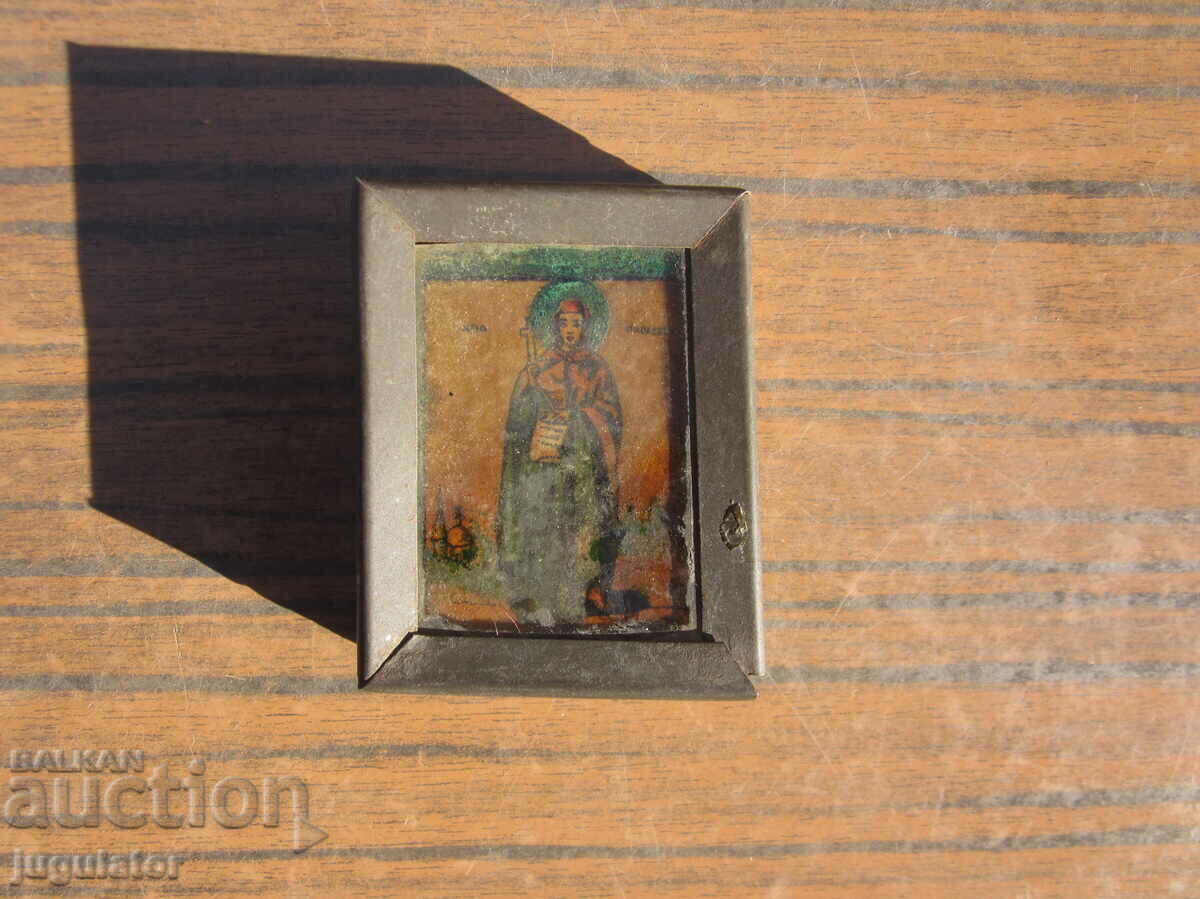 Saint Paraskeva antique small household icon with hardware with price 35.00 BGN | € 17.90