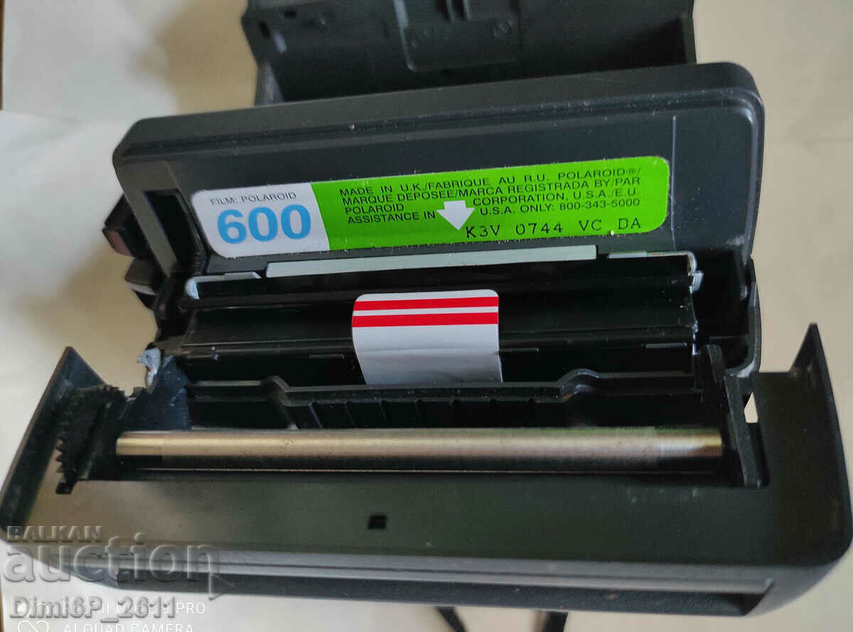 Vintage Polaroid Land Camera 636 - 5