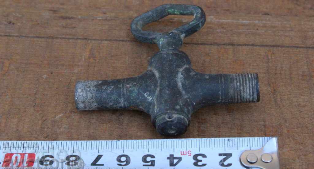 Auction . OLD BRONZE FAUCET CINNAMON FAUCET WORKING PLUMBING Auction . OLD BRONZE FAUCET CINNAMON FAUCET WORKING PLUMBING