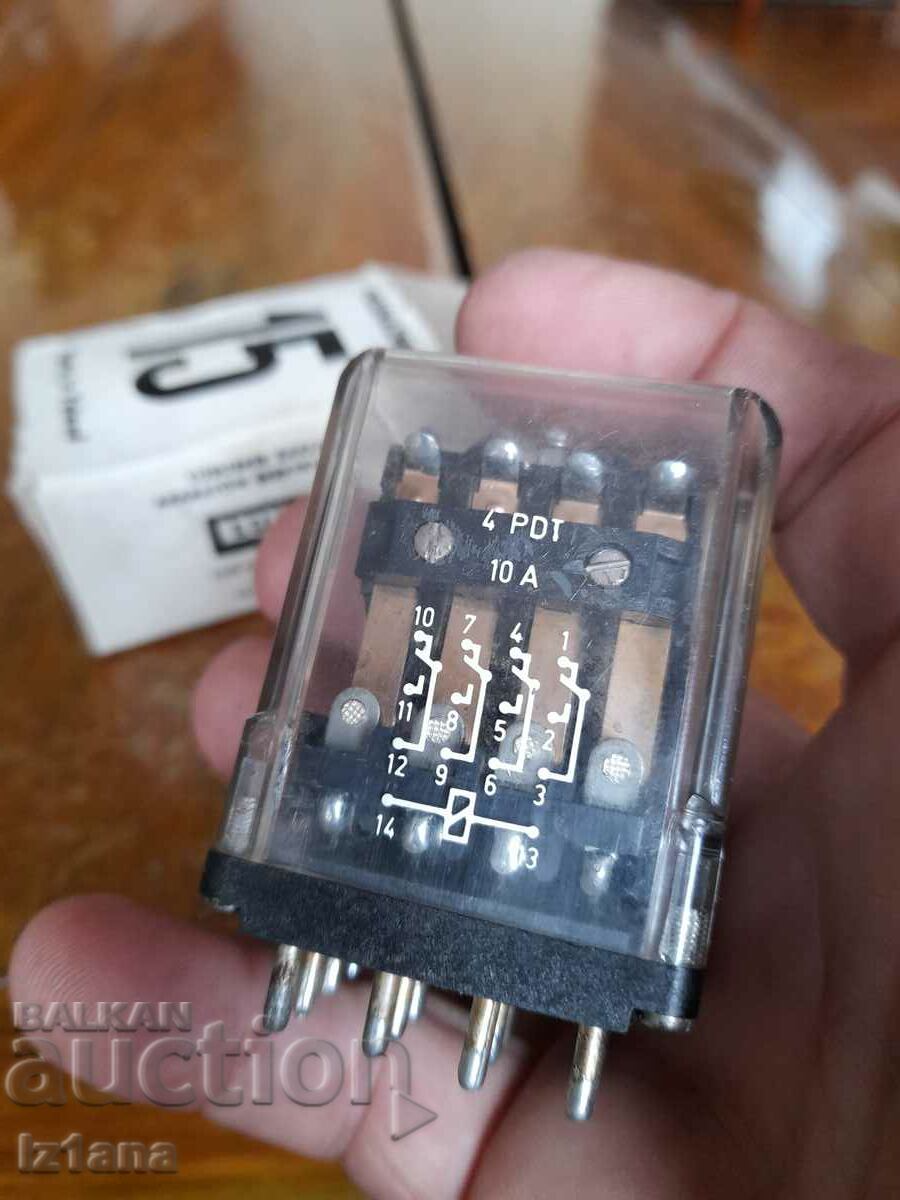 Old Przekaznik R15 4PDT 10A relay - 6 Old Przekaznik R15 4PDT 10A relay - 6