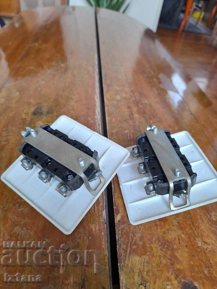 Old electric double switch with price 32.00 BGN | € 16.36 Old electric double switch with price 32.00 BGN | € 16.36