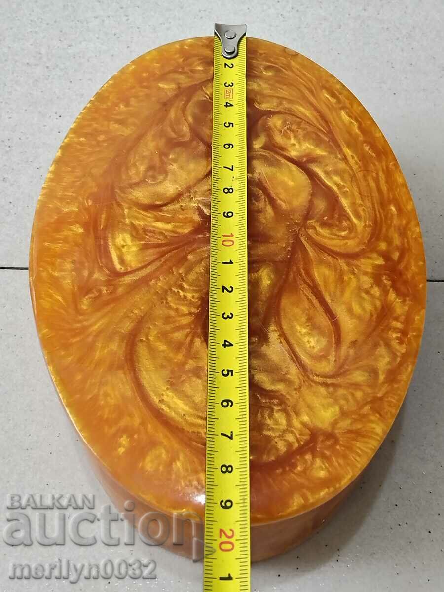 Bulgarian jewelry box artificial amber Catalin NRB with price 60.00 BGN | € 30.68 Bulgarian jewelry box artificial amber Catalin NRB with price 60.00 BGN | € 30.68