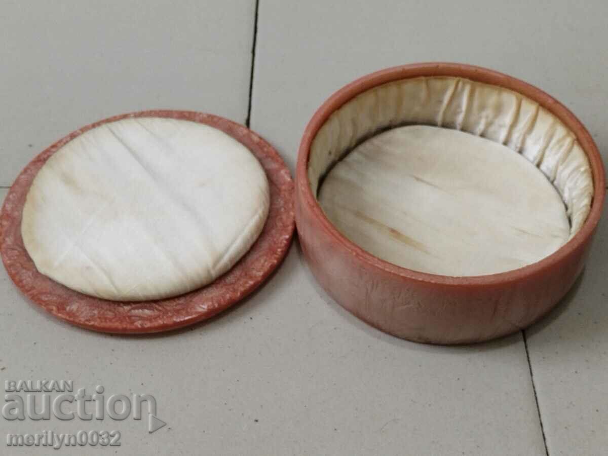 Delivery of Bulgarian jewelry box artificial amber Catalin NRB Delivery of Bulgarian jewelry box artificial amber Catalin NRB