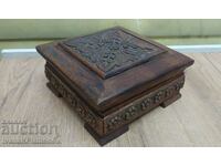 Box wood carving array for collectors