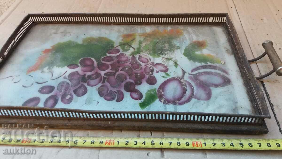 Auction SOLID GLASS ROYAL PODNS Auction SOLID GLASS ROYAL PODNS