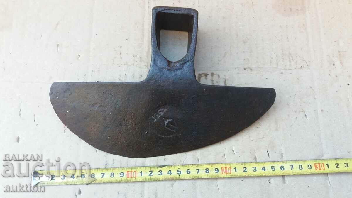 Auction  STEEL HOE WITH MARKING