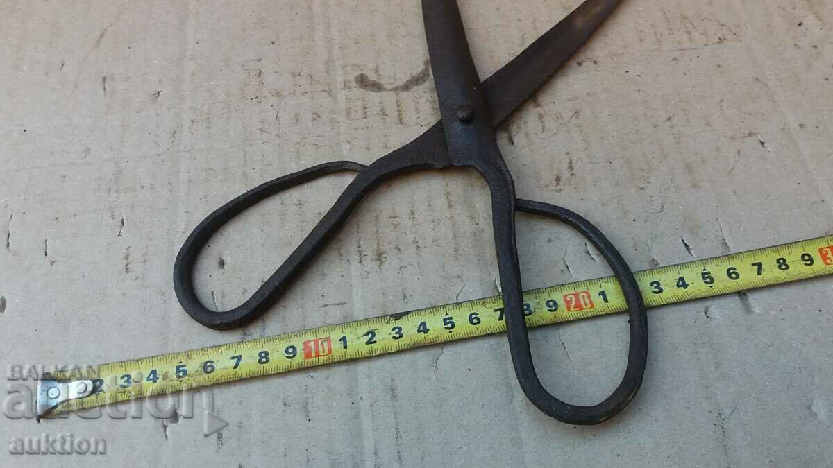 FORGED RENAISSANCE SCISSORS - 6 FORGED RENAISSANCE SCISSORS - 6