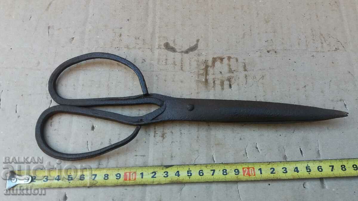 FORGED RENAISSANCE SCISSORS