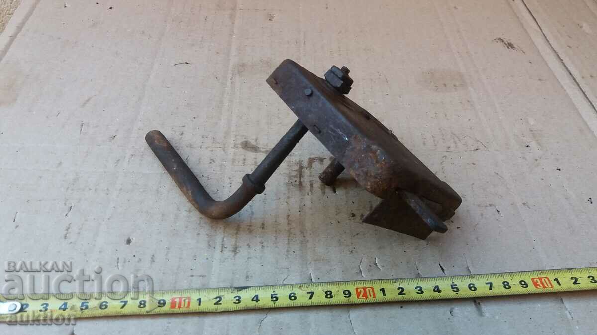 OLD LOCK - 5 OLD LOCK - 5