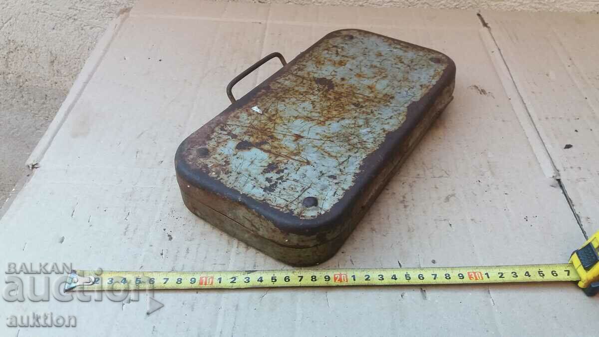 SOLID METAL TOOL BOX - 7 SOLID METAL TOOL BOX - 7