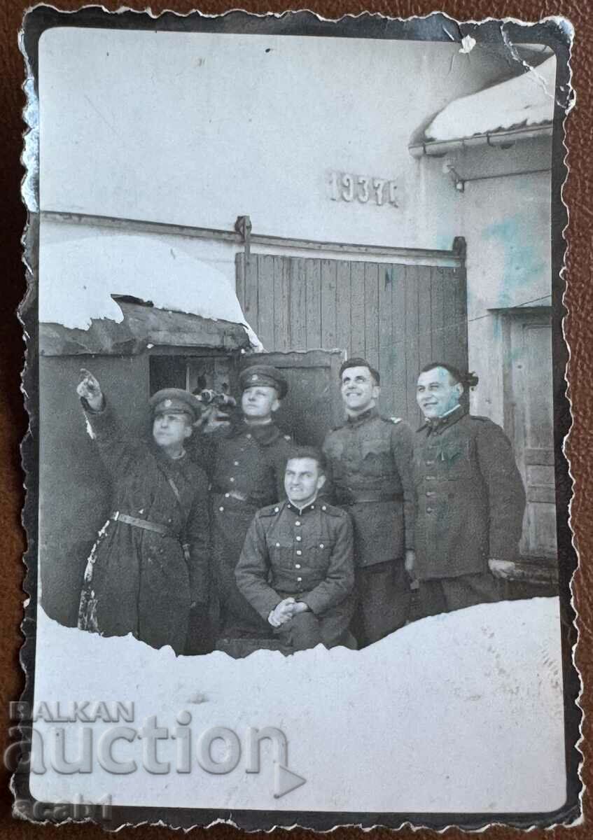 VSV Fighters watch the sky with price 8.99 BGN | € 4.60 VSV Fighters watch the sky with price 8.99 BGN | € 4.60