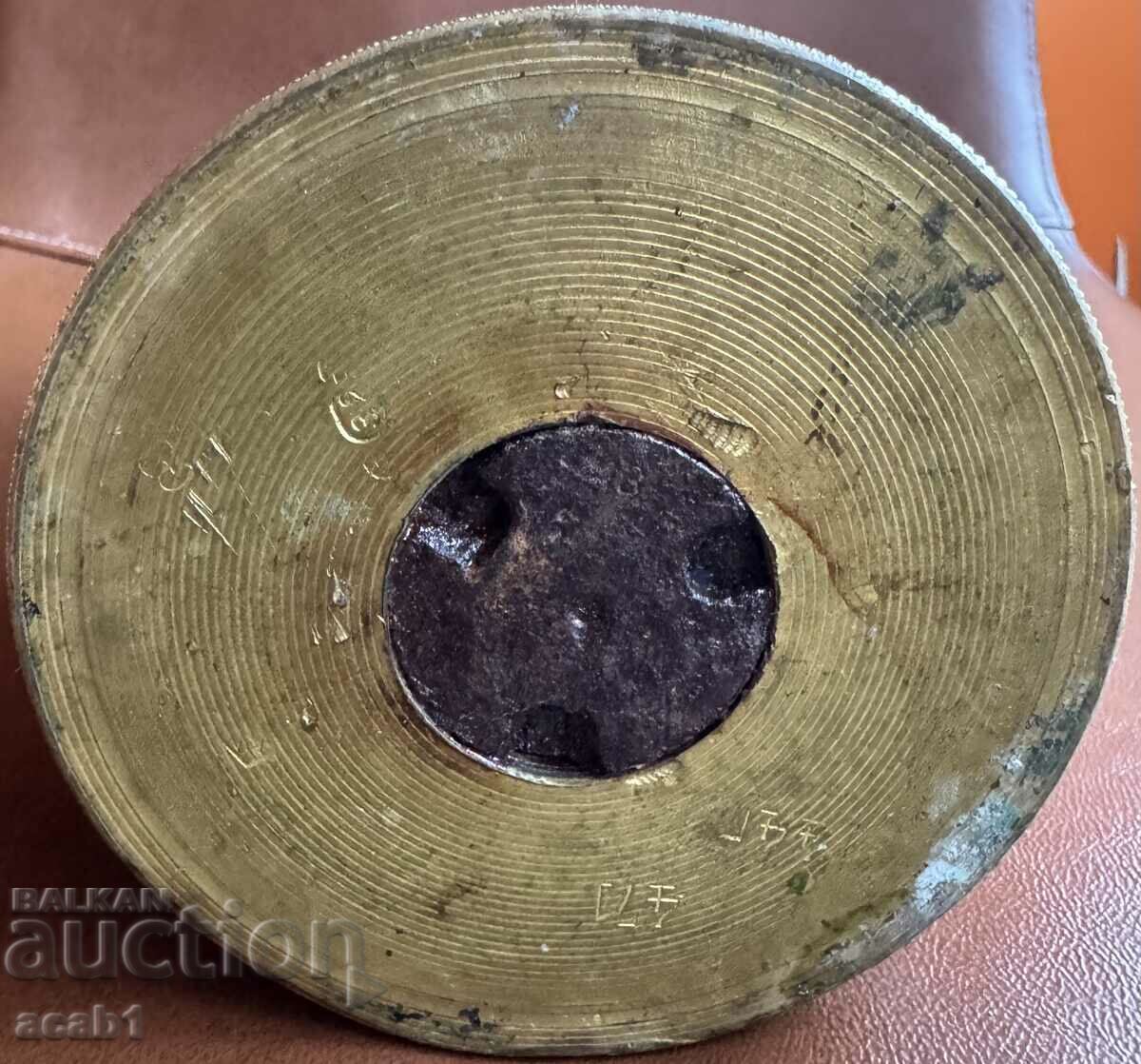 Military artwork VSV Gilza Vase 1944 with price 54.99 BGN | € 28.12 Military artwork VSV Gilza Vase 1944 with price 54.99 BGN | € 28.12