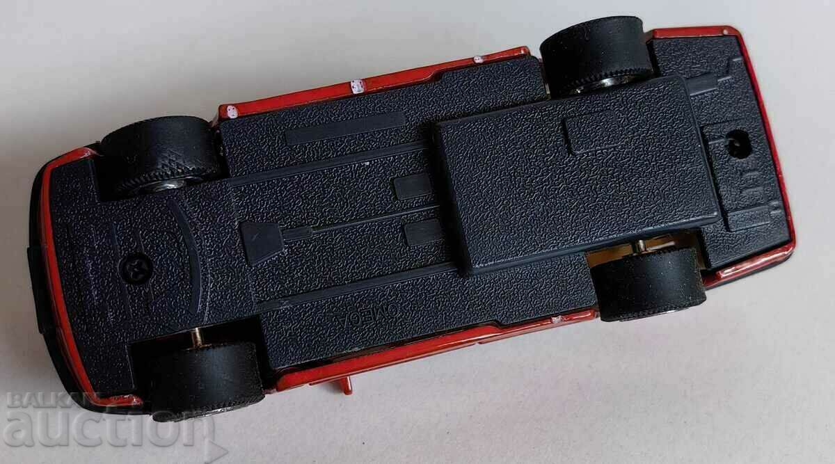 .1970s FIRE TRUCK IRON UNUSED PERFECT - 6 .1970s FIRE TRUCK IRON UNUSED PERFECT - 6