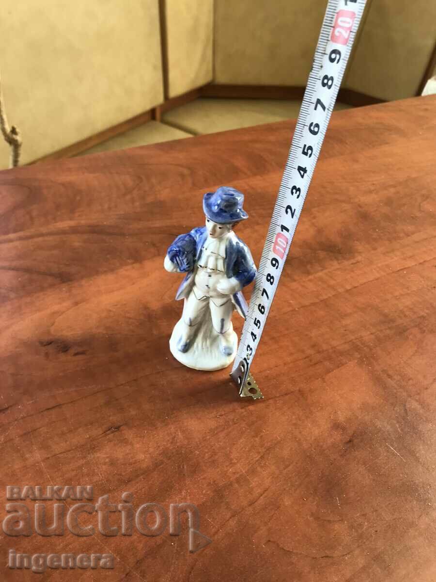 Auction PORCELAIN FIGURE STATUTE GOLD Auction PORCELAIN FIGURE STATUTE GOLD